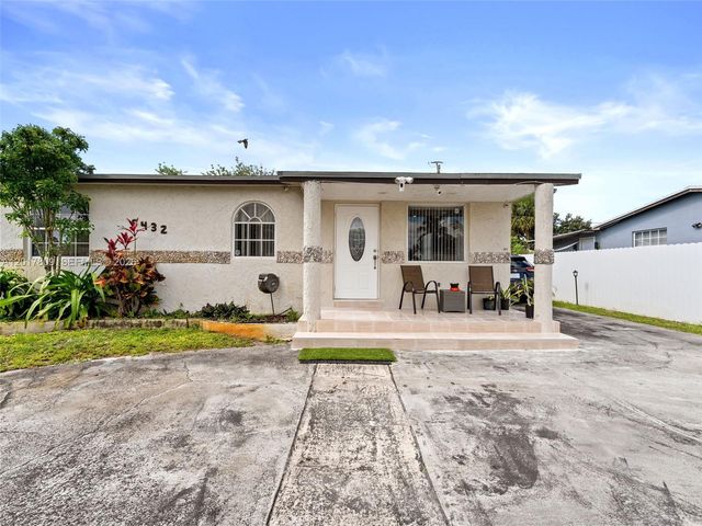 6432 Perry Street, Hollywood, FL 33024