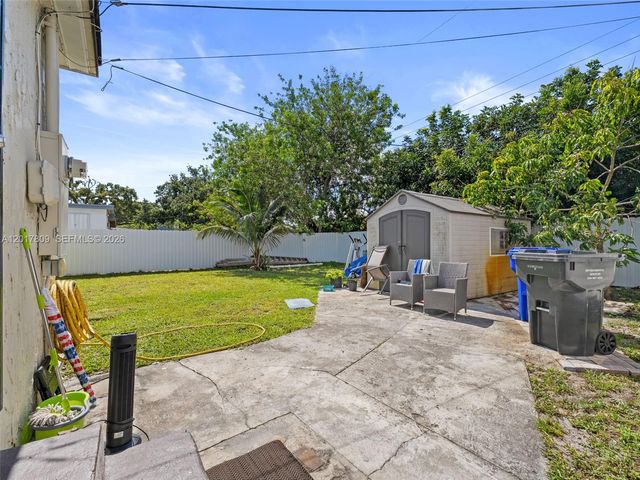 6432 Perry Street, Hollywood, FL 33024