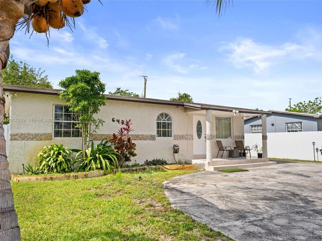 6432 Perry Street, Hollywood, FL 33024