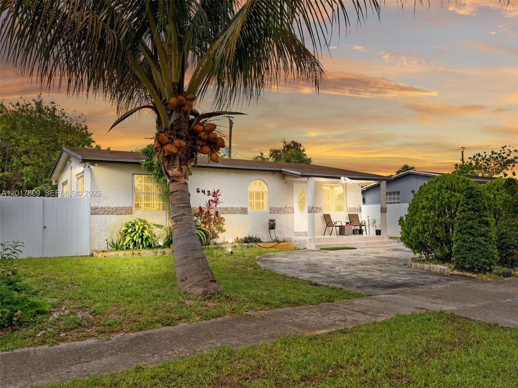 6432 Perry Street, Hollywood, FL 33024
