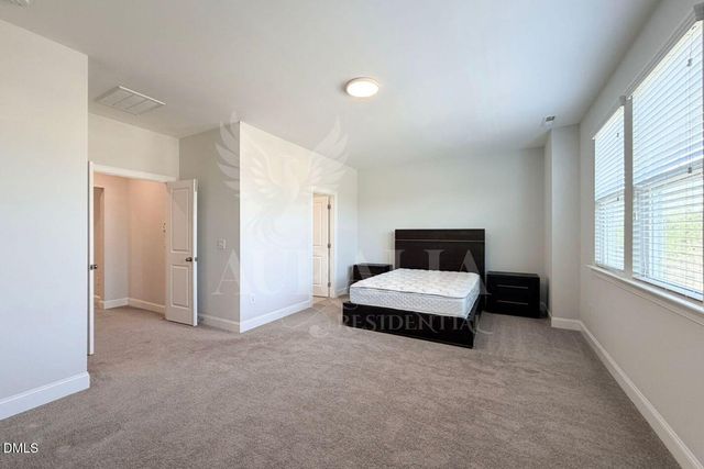 1306 Farm Pond Trail, Durham, NC 27703