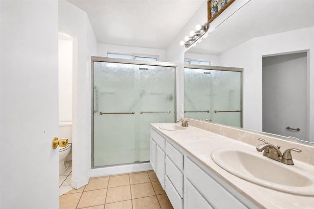 8889 Harvest Hill Way, Elk Grove, CA 95624