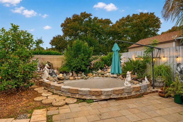 8889 Harvest Hill Way, Elk Grove, CA 95624