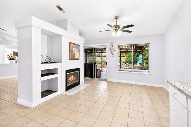 8889 Harvest Hill Way, Elk Grove, CA 95624