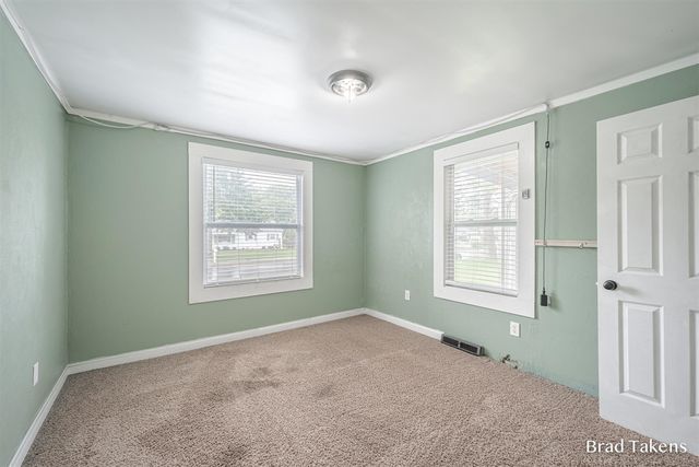 1559 Laughlin Drive, Grand Rapids, MI 49504
