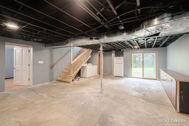 1559 Laughlin Drive, Grand Rapids, MI 49504