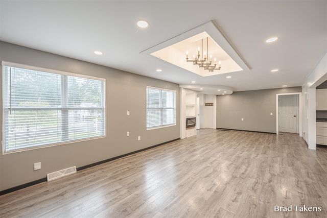 1559 Laughlin Drive, Grand Rapids, MI 49504