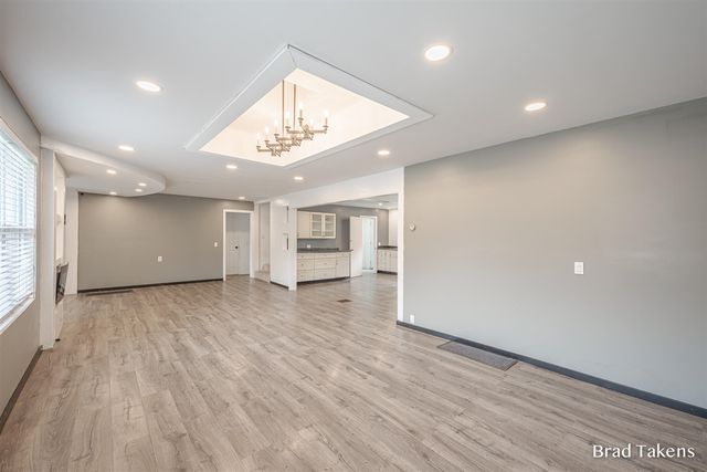 1559 Laughlin Drive, Grand Rapids, MI 49504