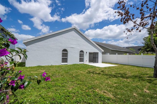 2218 NEWT STREET, Orlando, FL 32837