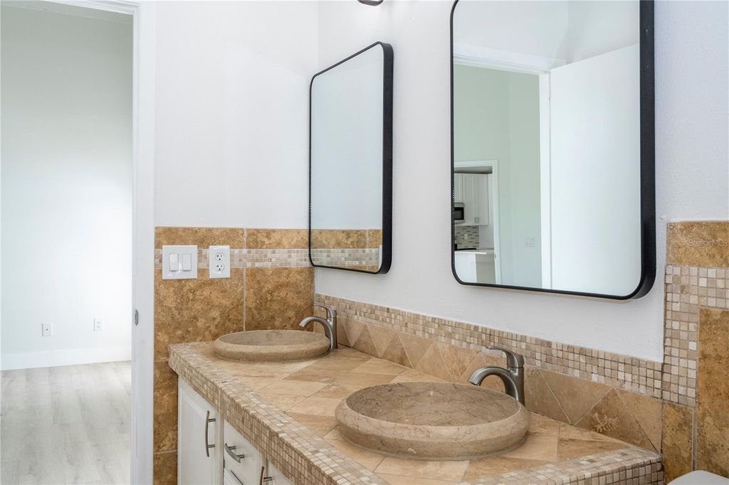 Image 25 of property listing at 2218 NEWT STREET, Orlando, FL 32837