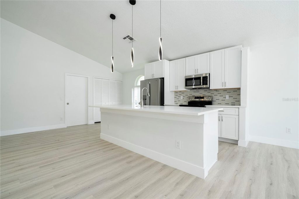 Image 10 of property listing at 2218 NEWT STREET, Orlando, FL 32837