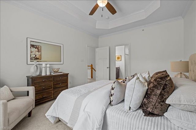 8118 Ships Crossing RD, Norfolk, VA 23518