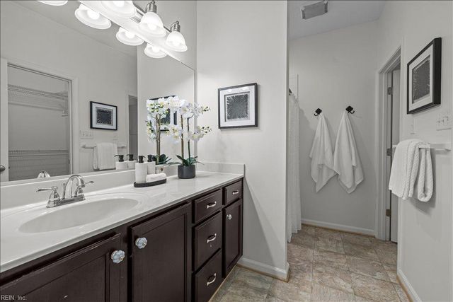 8118 Ships Crossing RD, Norfolk, VA 23518