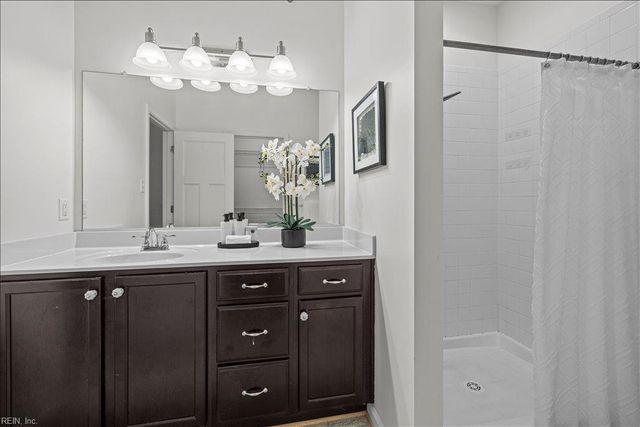 8118 Ships Crossing RD, Norfolk, VA 23518