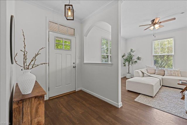 8118 Ships Crossing RD, Norfolk, VA 23518