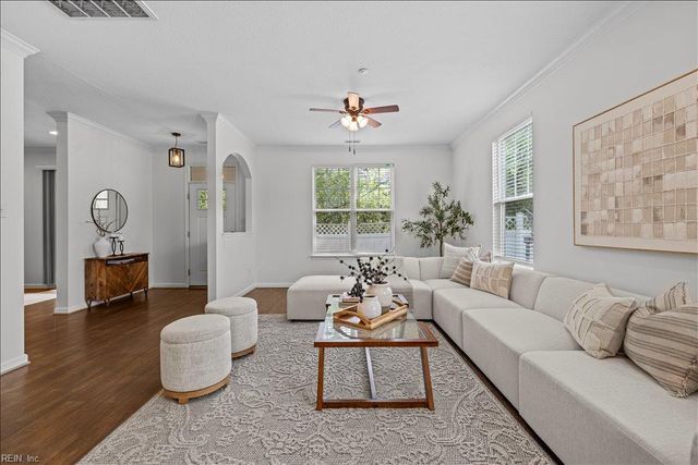 8118 Ships Crossing RD, Norfolk, VA 23518