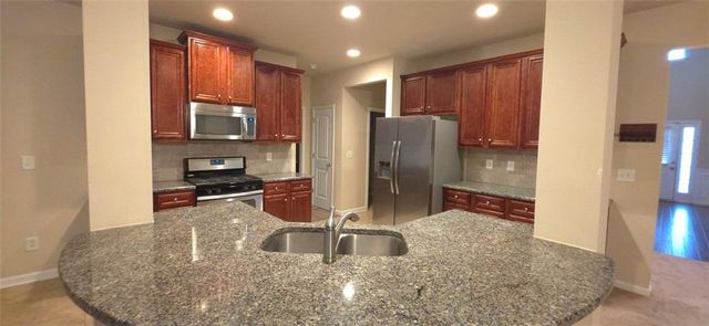 515 Sea Dunes Court, Loganville, GA 30052