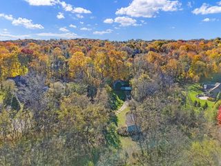 W3523 Oakwood DRIVE, Lake Geneva, WI 53147