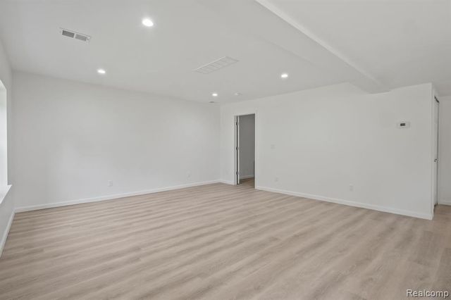 34 Cross Street 1, Auburn Hills, MI 48326