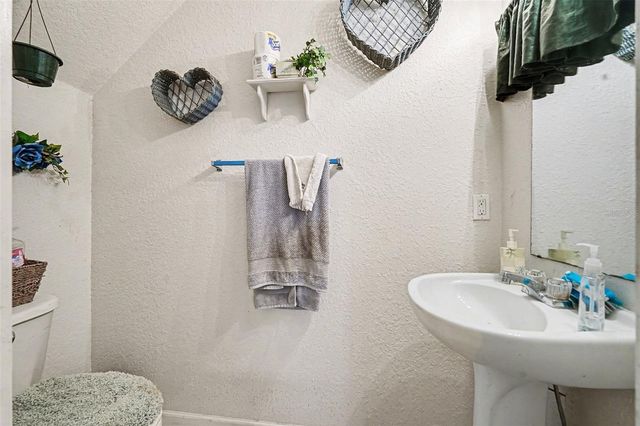 16318 PARKSTONE PALMS COURT, Tampa, FL 33647