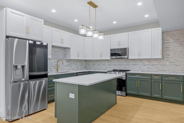 7726 Cottage Cove Way, Louisville, KY 40214