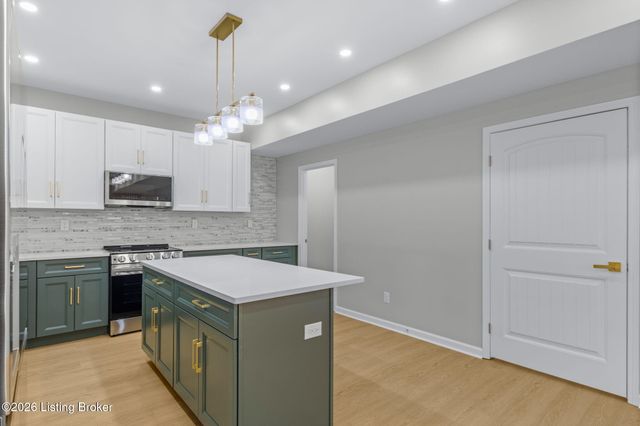 7726 Cottage Cove Way, Louisville, KY 40214