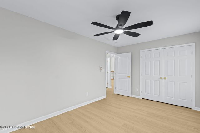 7726 Cottage Cove Way, Louisville, KY 40214