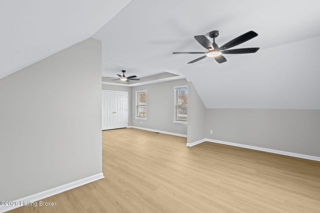 7726 Cottage Cove Way, Louisville, KY 40214