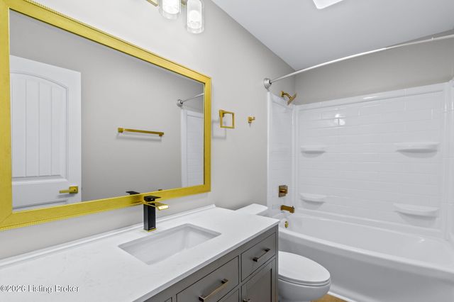 7726 Cottage Cove Way, Louisville, KY 40214