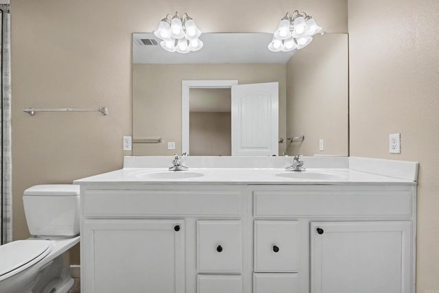 803 Tuscany, Maumelle, AR 72113
