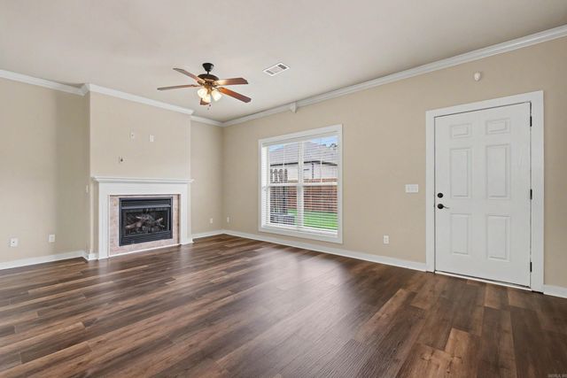 803 Tuscany, Maumelle, AR 72113