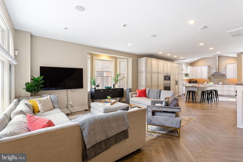 212 S 24TH ST #2406, PHILADELPHIA, PA 19103 — photo 5