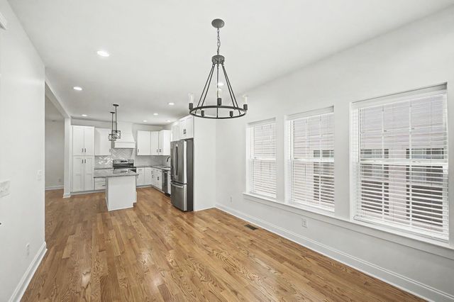 1518B Dugger Dr, Nashville, TN 37206