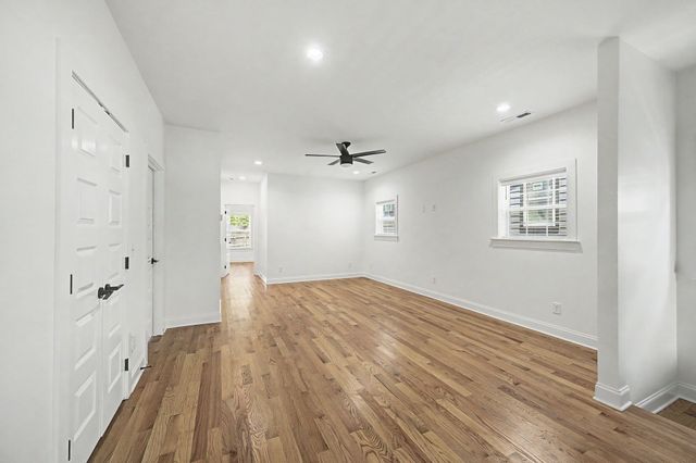 1518B Dugger Dr, Nashville, TN 37206