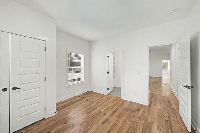 1518B Dugger Dr, Nashville, TN 37206