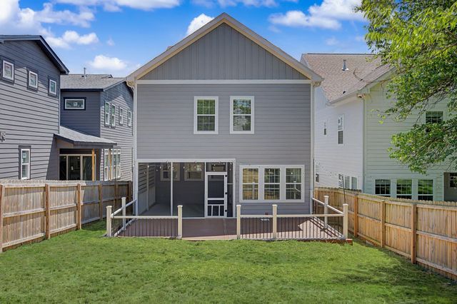 1518B Dugger Dr, Nashville, TN 37206