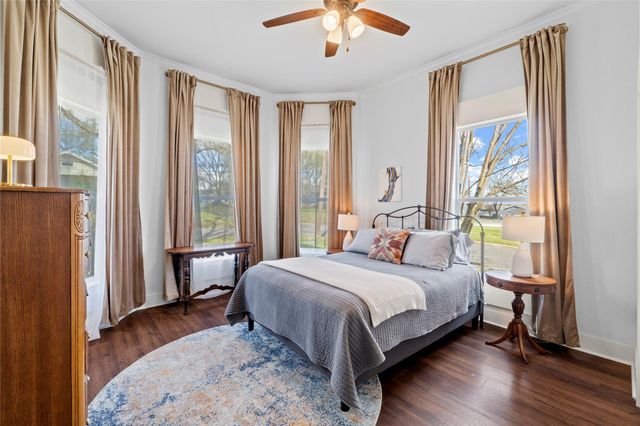 1120 Vance ST, Taylor, TX 76574