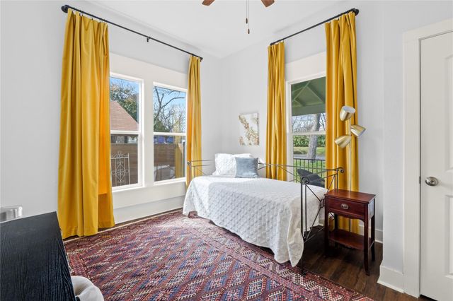 1120 Vance ST, Taylor, TX 76574