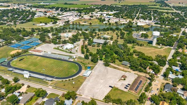 1120 Vance ST, Taylor, TX 76574