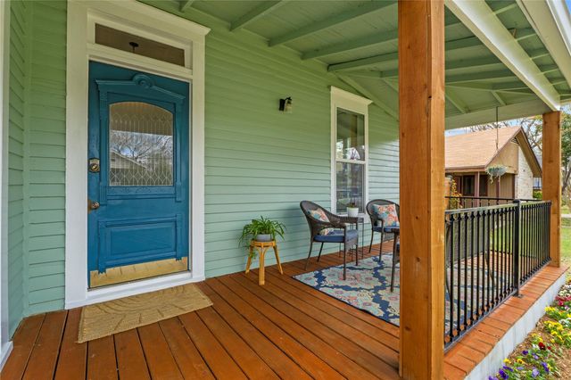 1120 Vance ST, Taylor, TX 76574