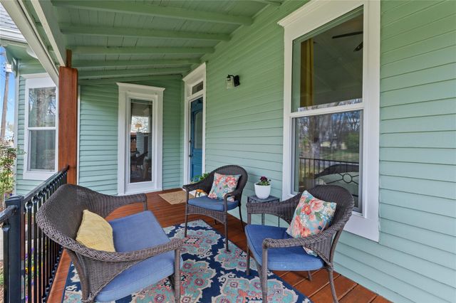 1120 Vance ST, Taylor, TX 76574