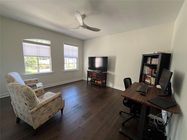 3820 W SAN LUIS STREET, Tampa, FL 33629