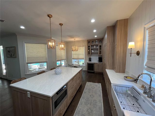 3820 W SAN LUIS STREET, Tampa, FL 33629
