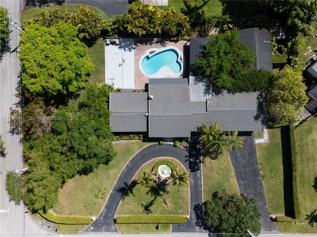 8500 SW 70th St, Miami, FL 33143