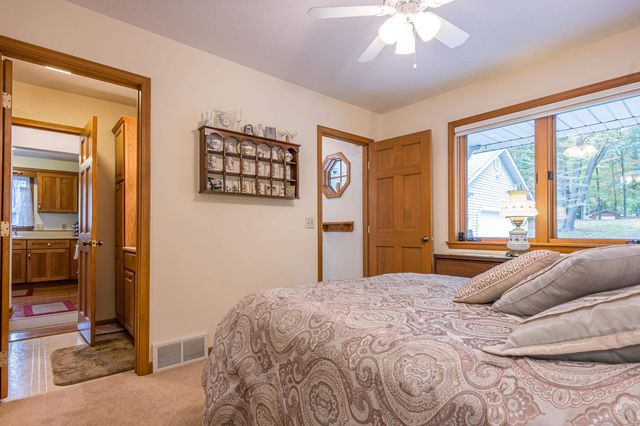 4636 W Salisbury Drive, Gladwin, MI 48624