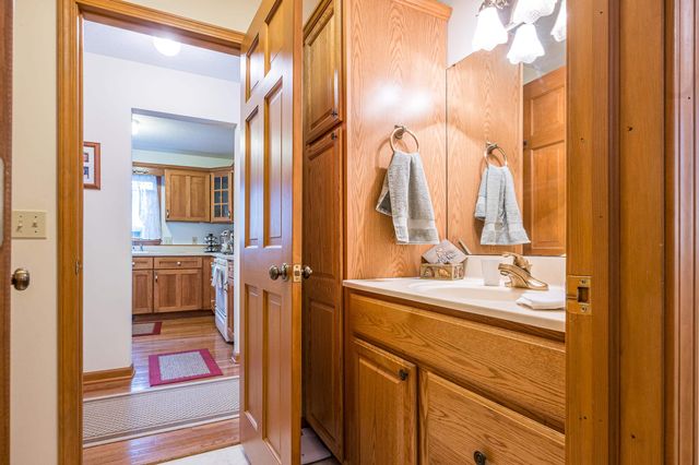 4636 W Salisbury Drive, Gladwin, MI 48624