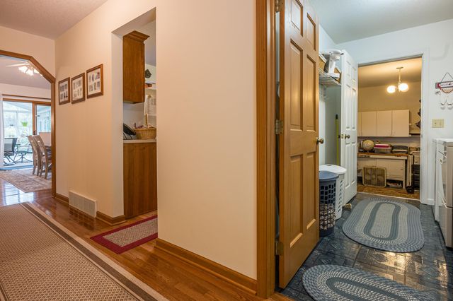 4636 W Salisbury Drive, Gladwin, MI 48624