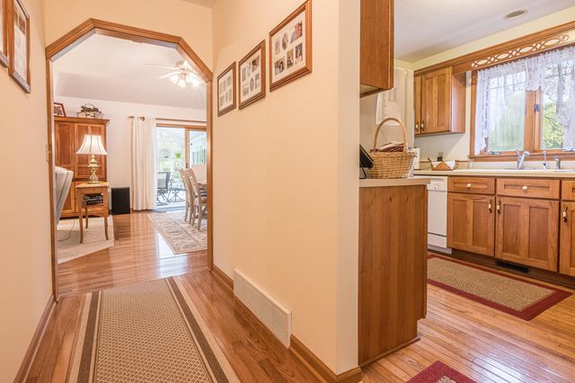 4636 W Salisbury Drive, Gladwin, MI 48624