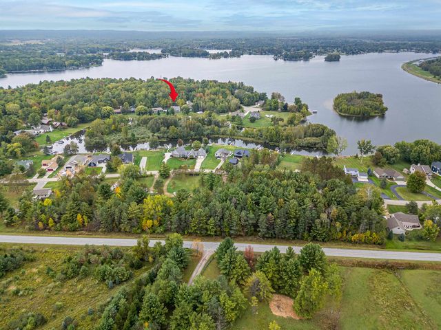 4636 W Salisbury Drive, Gladwin, MI 48624