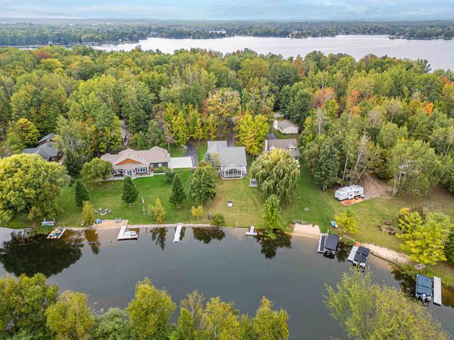 4636 W Salisbury Drive, Gladwin, MI 48624